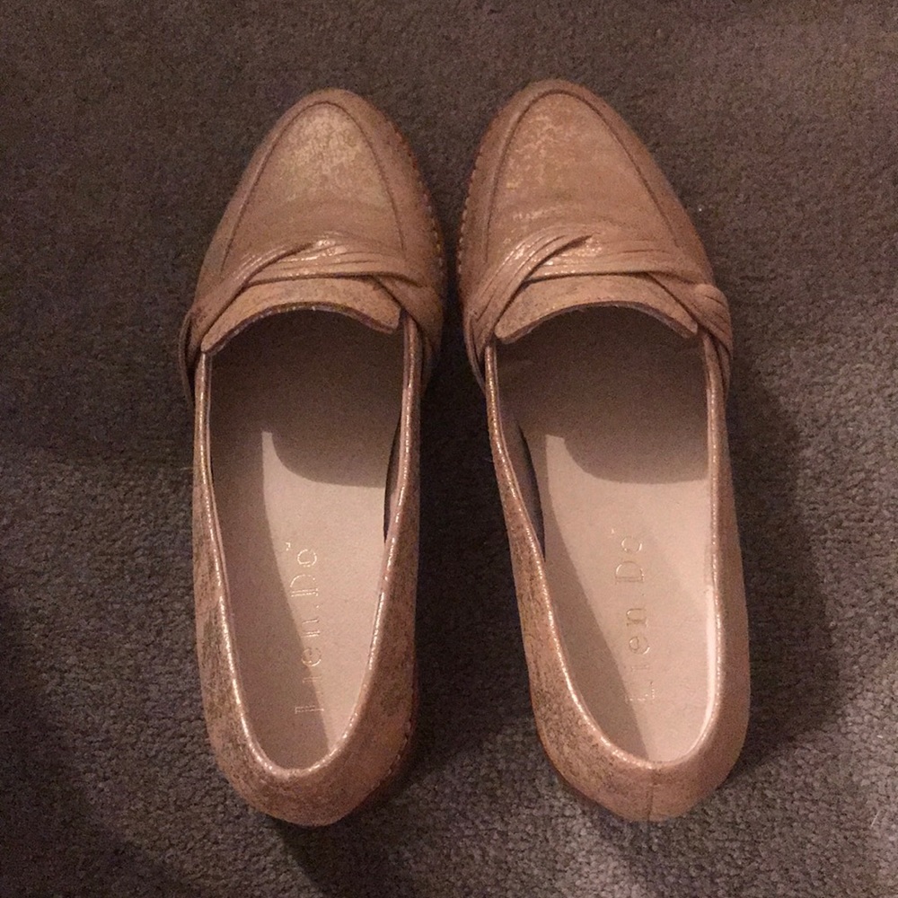 Women’s flat shoes    , new never worn